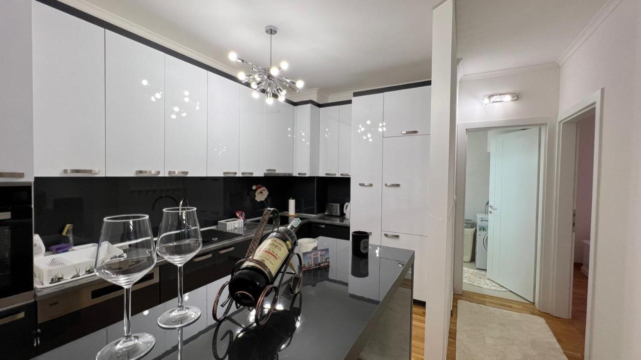 Apartman Nejra Tuzla Exterior photo